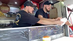 Geoffrey et Morgan - Food Truck MK